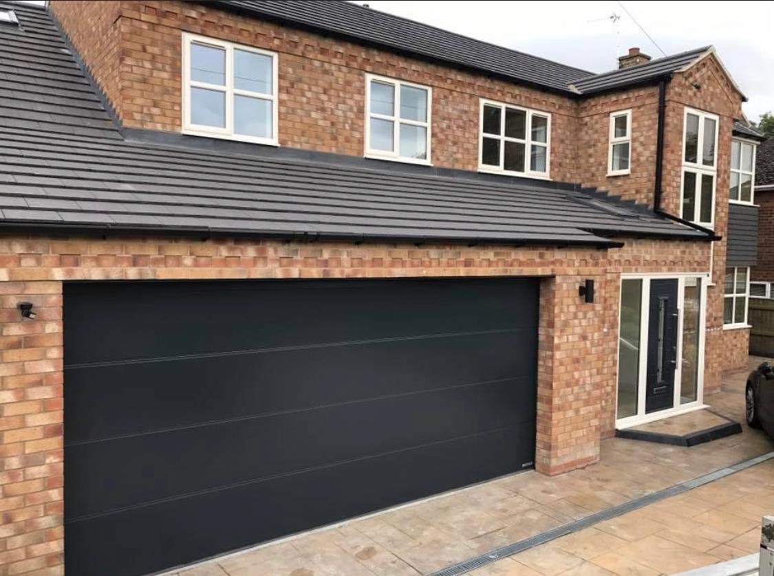 Linear Medium Golden Oak
